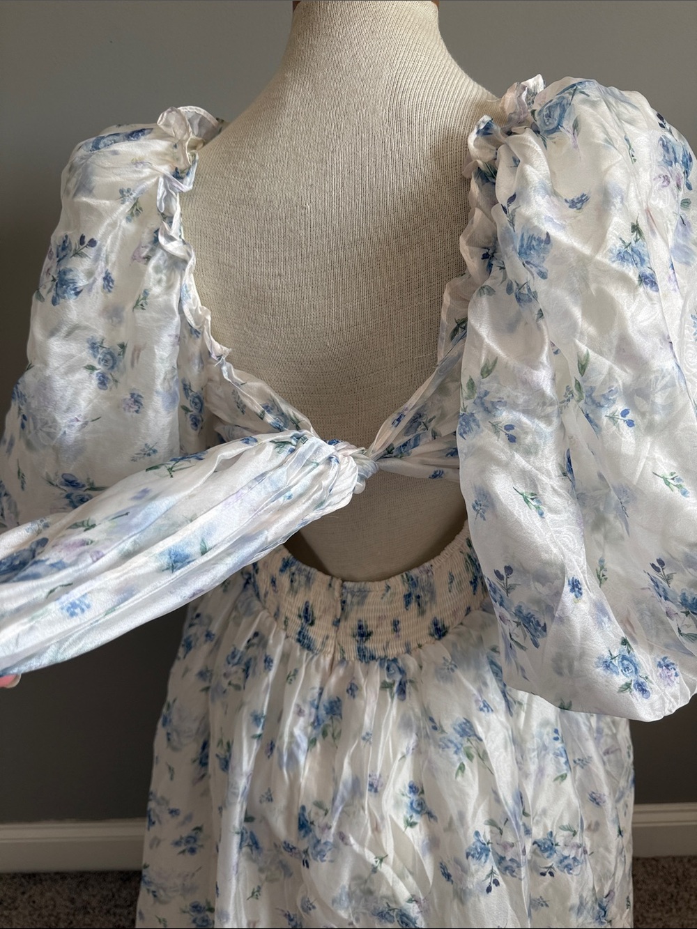 NWT!! Worth Collective - Melody Maxi Dress - Cerulean Blue Floral - Large - Picture 7 of 12